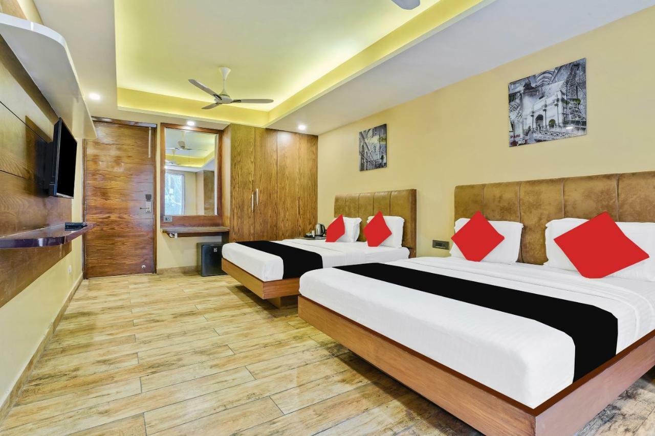Hotel Nitya Maharani New Delhi Exterior photo